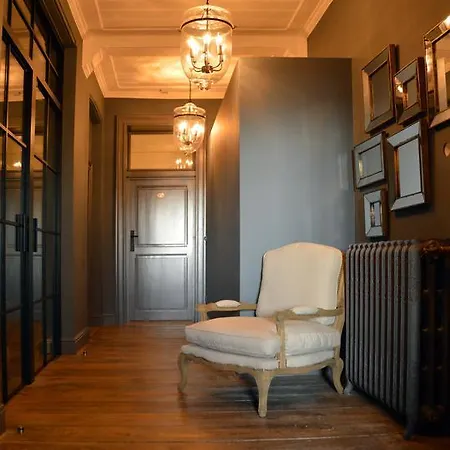 Chateau Beausaint Villa *